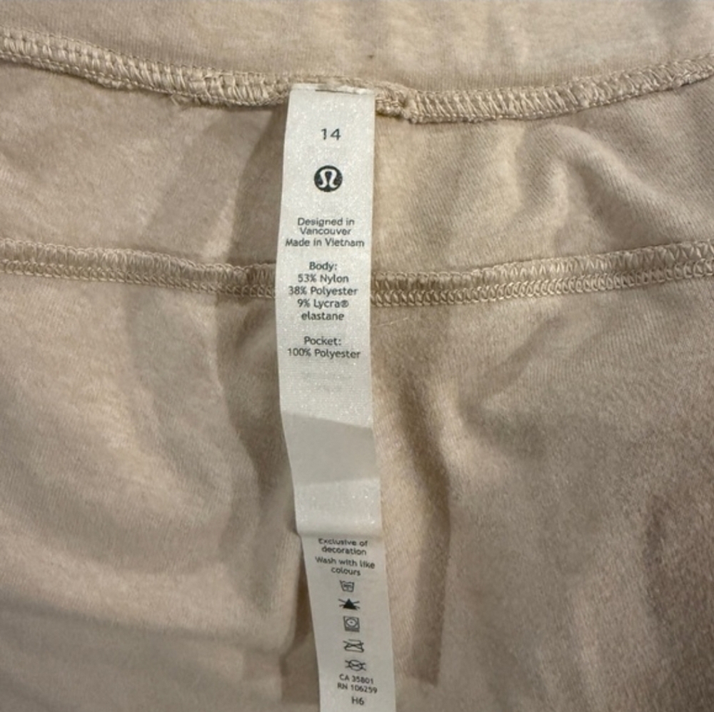 Lululemon Ready To Rulu Jogger Crop - Picture 4 of 5